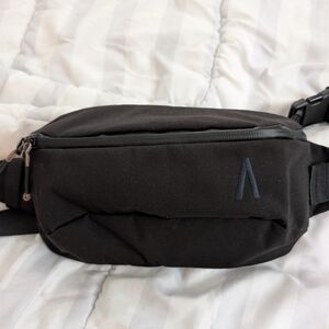 Boundary Supply Rennen Sling Black
